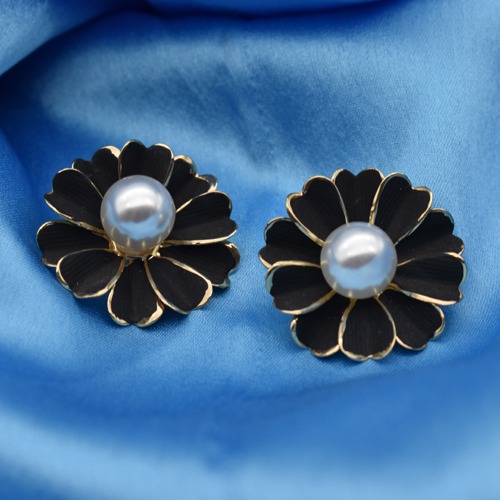Black Floral Studs Earrings | Earrings | Flower Earrings