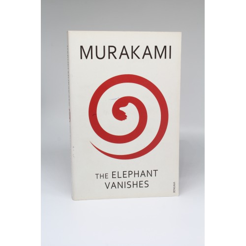 The Elephant Vaishes by  Murakami