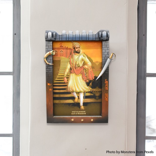 Chhatrapti Shivaji Maharaj Classic photo Frame, Decorative Photo Wooden  Frame