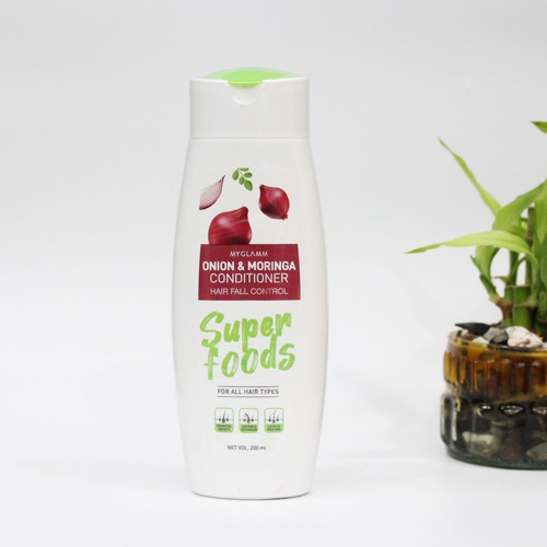 MyGlamm Superfoods Onion & Moringa Conditioner for Hair Fall Control for Dry, Frizzy Hair, 200ml I Natural Conditioner