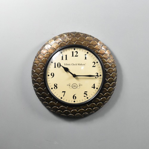 Golden Wooden Coin Vintage Wall Clock For Home Decor