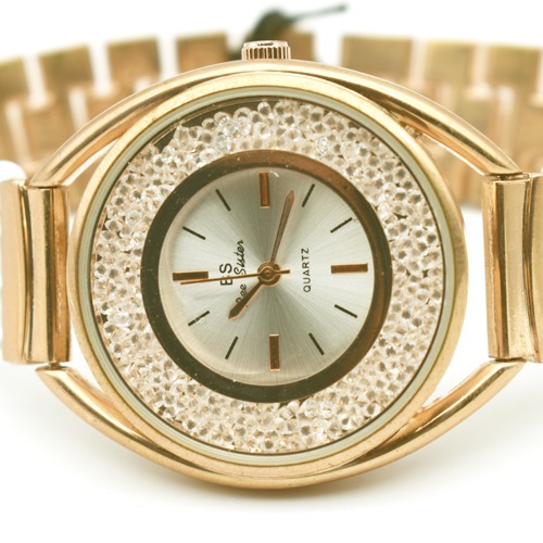 Diamond Studded Dial With Pearl Band Women Watch