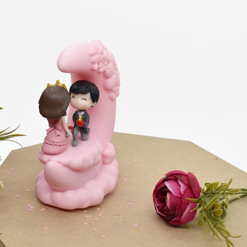 Moon Love Couple Showpiece For Your Loved One