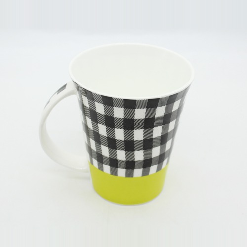 Printed white And Yellow Lines Ceramic Coffee Mugs