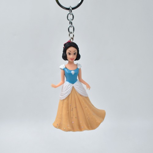 Disney Princess Snow White Figure Keychain | 3D Multicolour Hard Plastic Design Keychain Key Ring Anti-Rust for Car Bike Home Keys for Men and Women