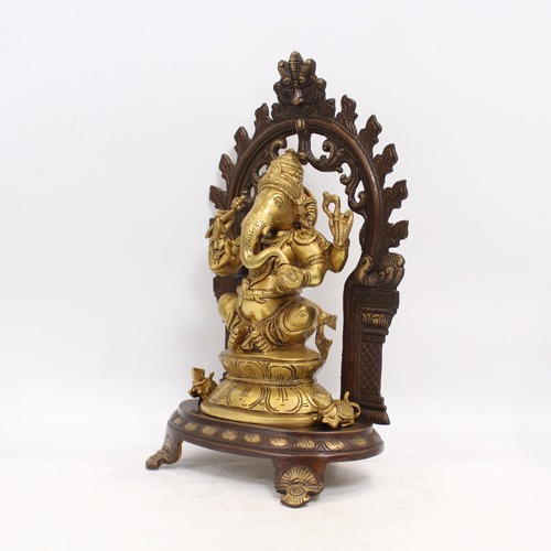 Brass Ganesha Idol with Prabhavali For Office Decor