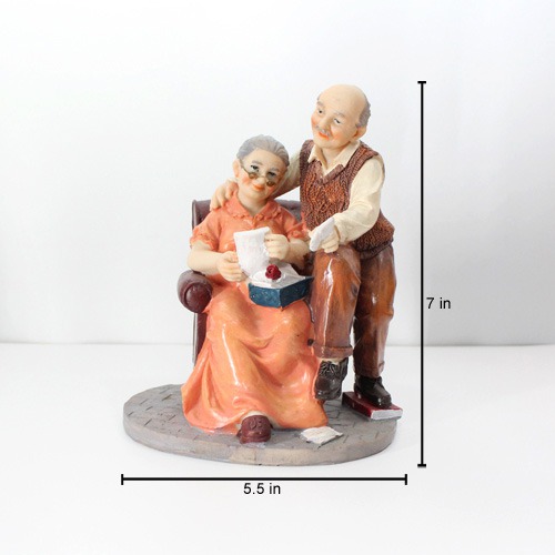 Loving Elderly Couple Figurines | Old Couple Statue