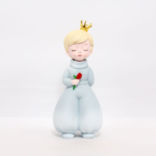 Modern Luxury Bowknot Girl Resin Figurine Holding Rose Home Decoration Decorative Showpiece